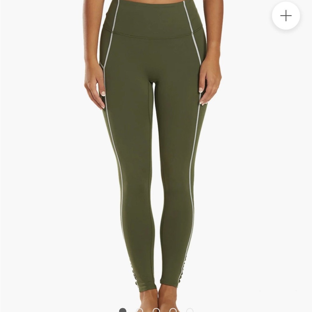 Bundle 2 Free people you’re a peach leggings